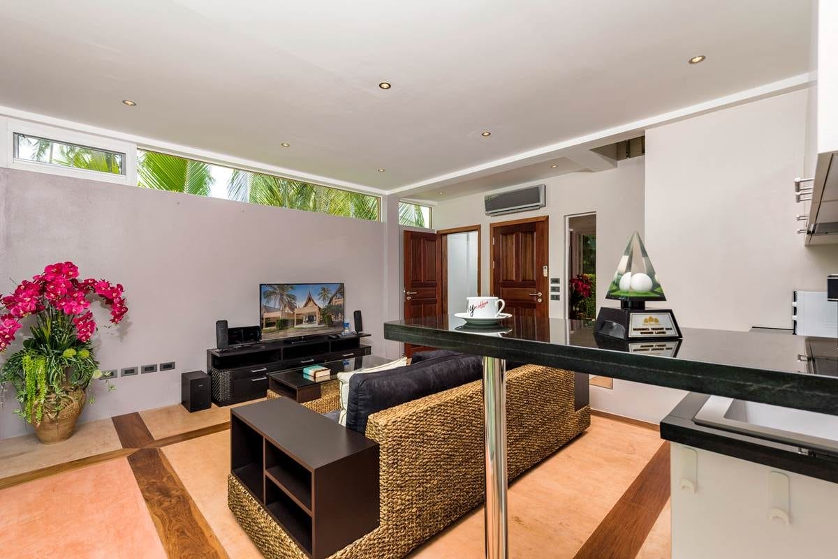 Living room TV & Sofa | Koh Chang Beach Villa 32B
