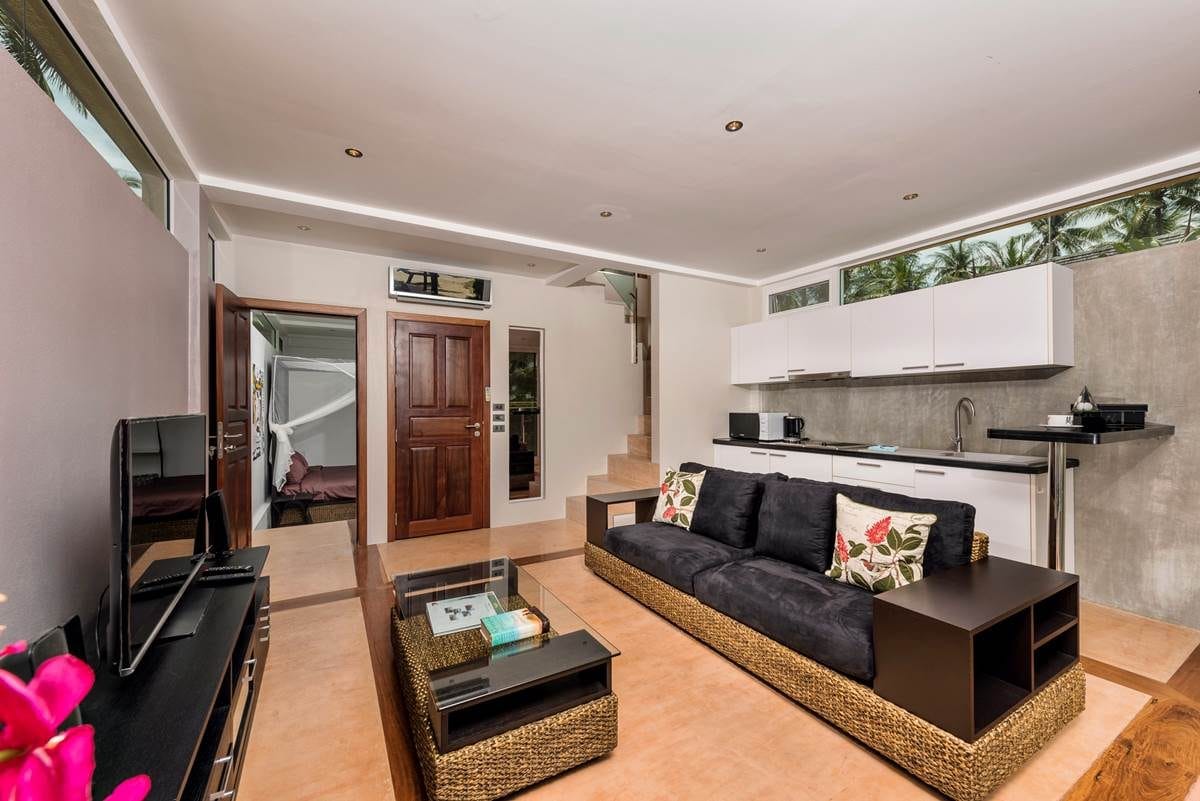 Living room kitchen view | Koh Chang Beach Villa 32B
