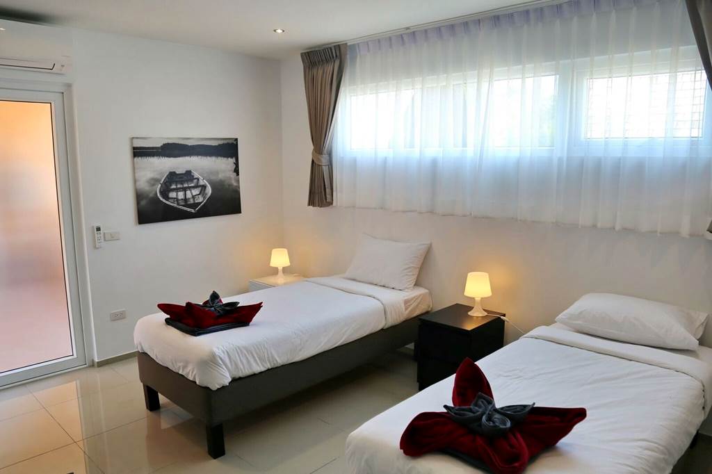 Single bedding in guestroom 4 & 5 | Koh Chang Pool Villa | 60d